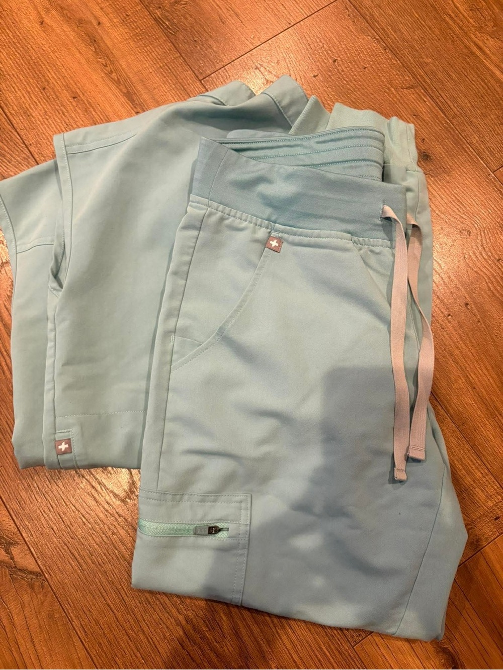 Figs Women’s Light Blue Drawstring Jogger Scrub Pants